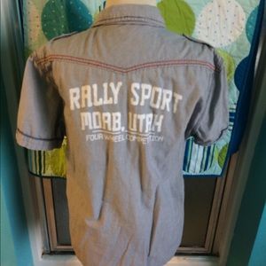 COOL BUTTON UP SHIRT LRG